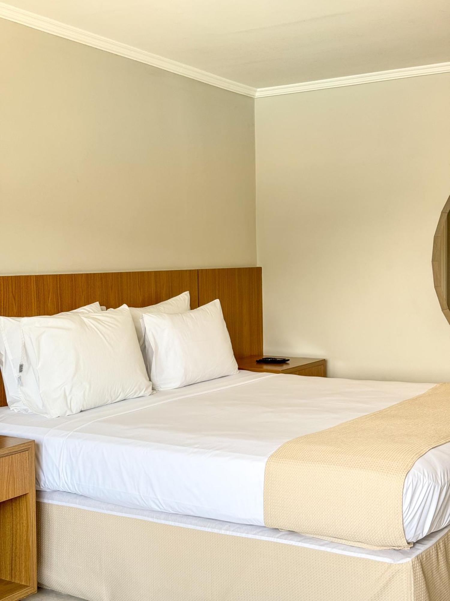 Ilha Porchat Hotel Сан-Висенти Экстерьер фото